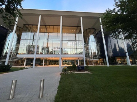 Yale School of Management building